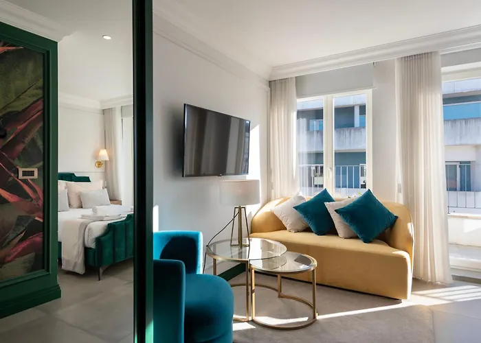 Charming In Cedofeita By Lisbeyond アパート ポルト